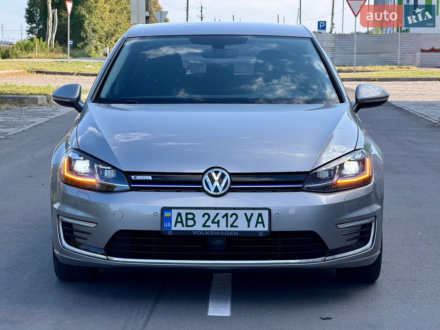 Volkswagen e-Golf 2019 VIN WVWZZZAUZL8906464 фото оголошення 13 з 39