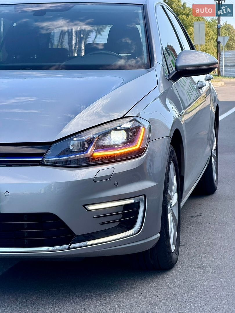 Volkswagen e-Golf 2019 VIN WVWZZZAUZL8906464 фото оголошення 15 з 39
