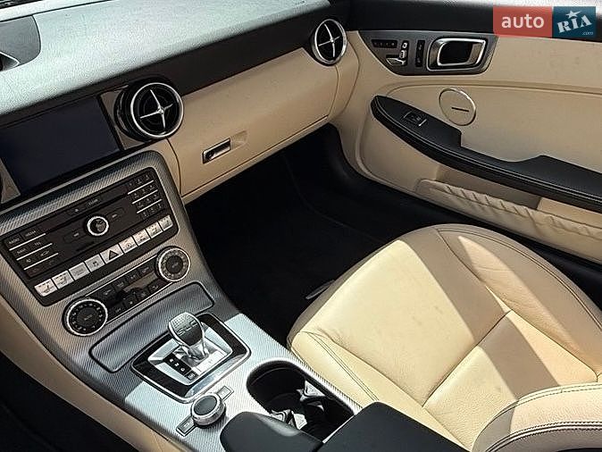 Mercedes-Benz SLC-Class 2017 VIN WDDPK3JA7JF150600 фото оголошення 14 з 20