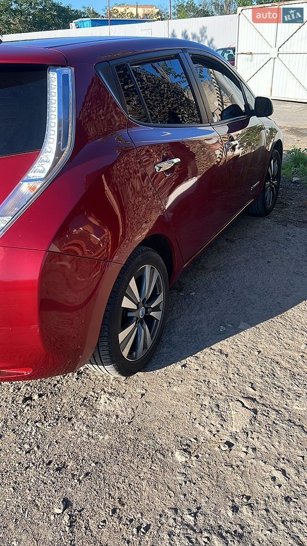 Nissan Leaf 2016 VIN SJNFAAZE0U6045648 фото оголошення 3 з 7