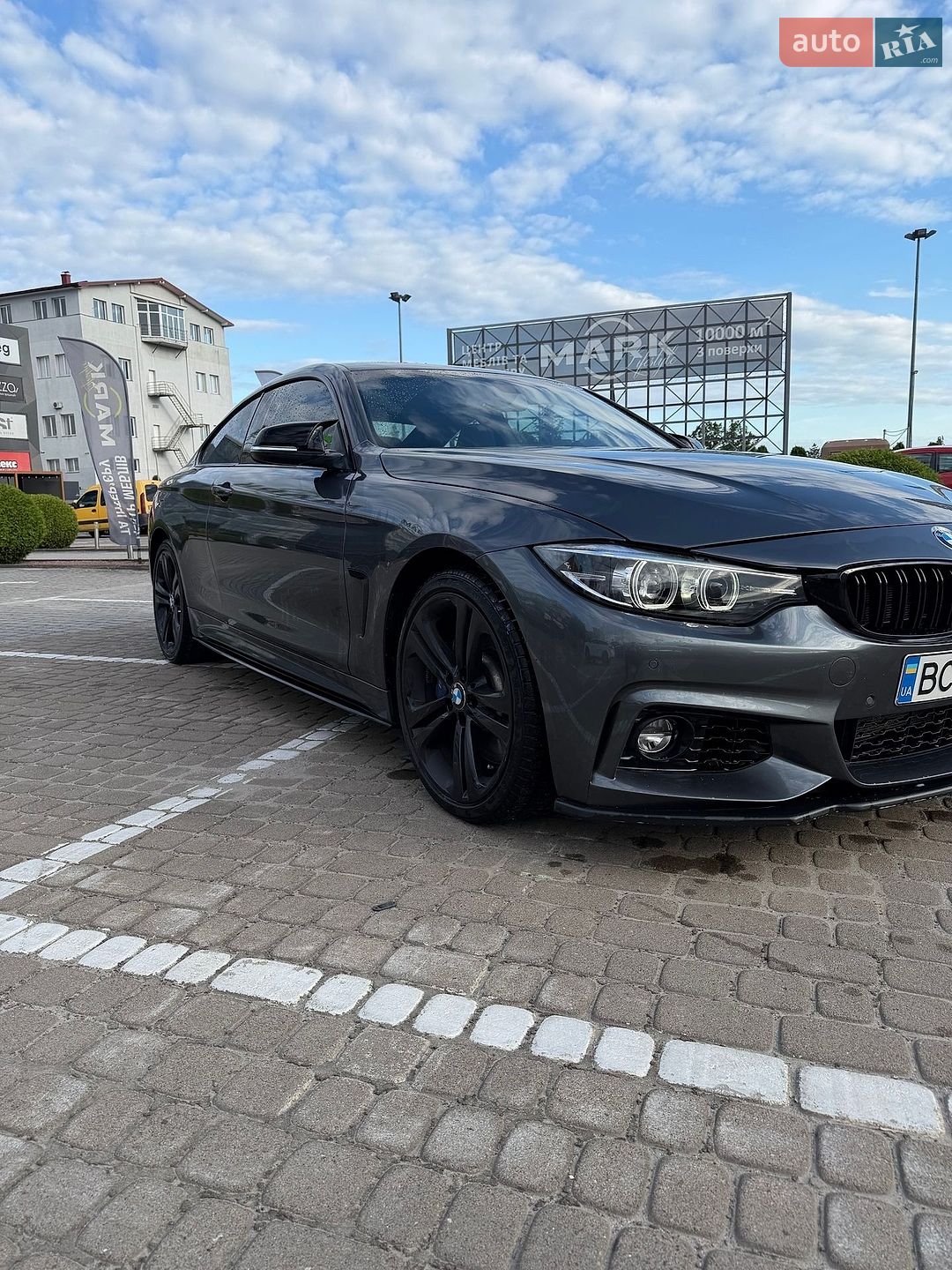 BMW 4 Series 2018 VIN WBA4W9C55KAF94707 фото оголошення 2 з 16