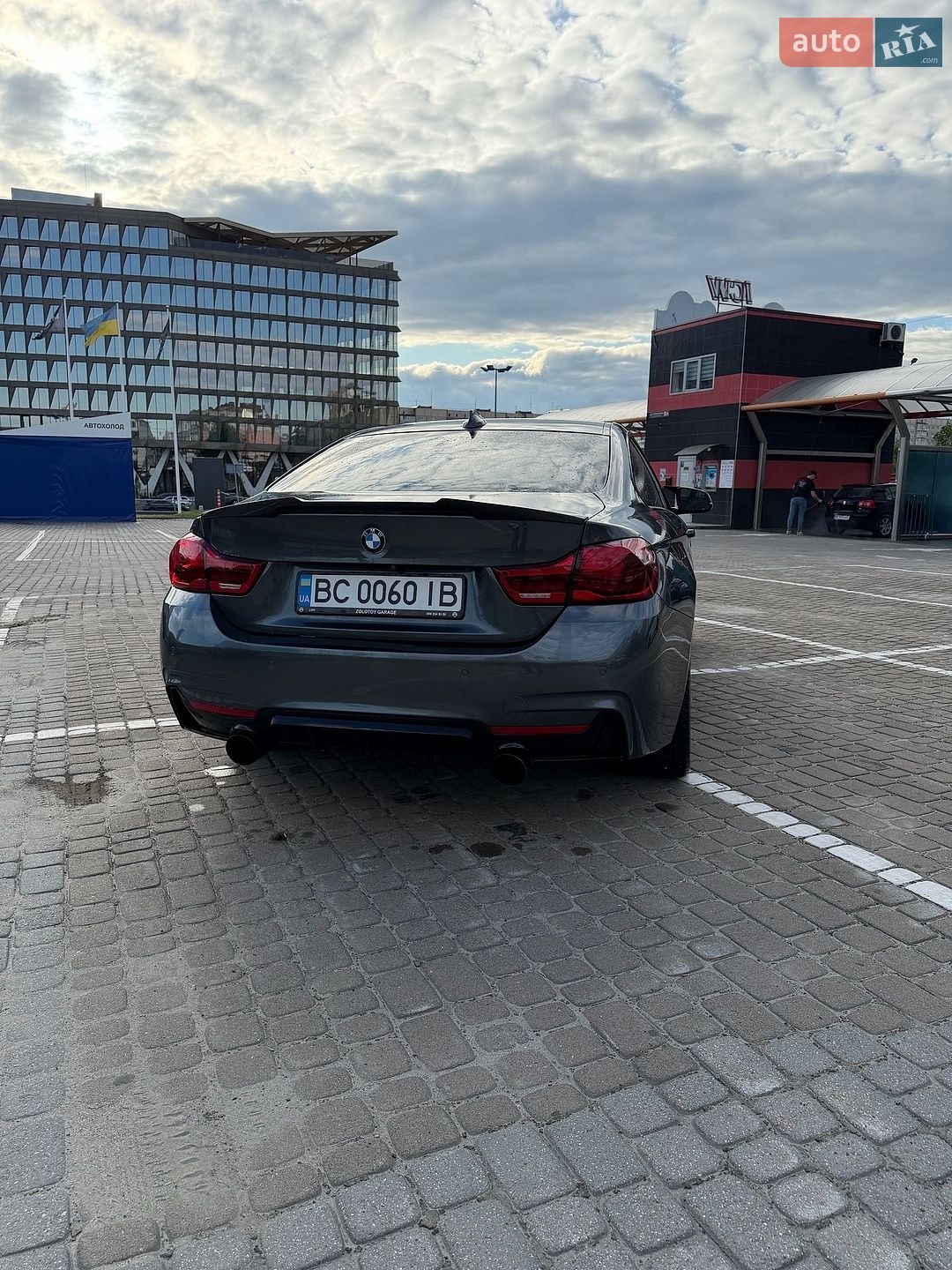 BMW 4 Series 2018 VIN WBA4W9C55KAF94707 фото оголошення 6 з 16
