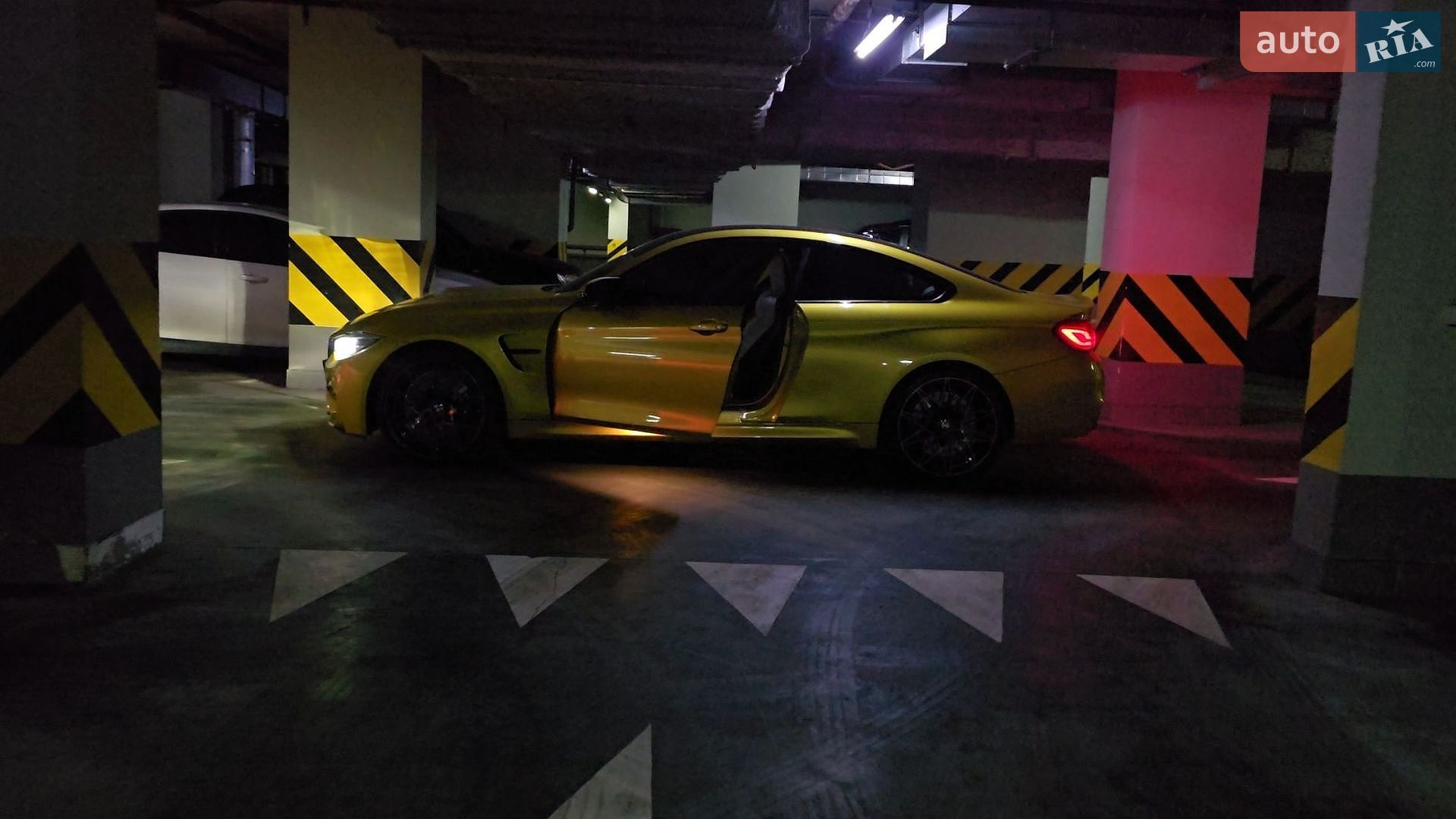BMW M4 2017 VIN WBS4Y91060AC52919 фото оголошення 65 з 85