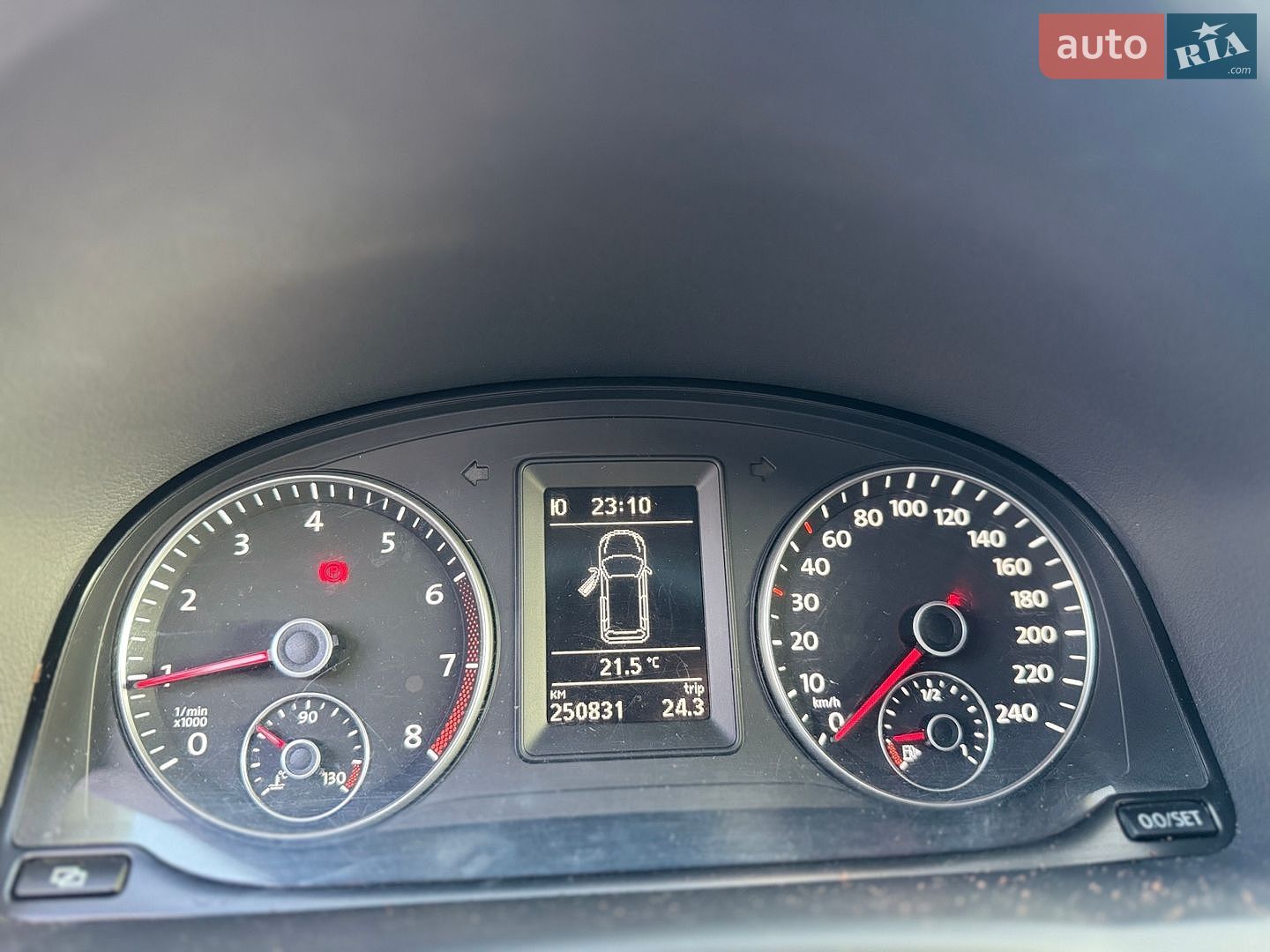 Volkswagen Touran 2011 VIN WVGZZZ1TZCW028244 фото оголошення 14 з 30