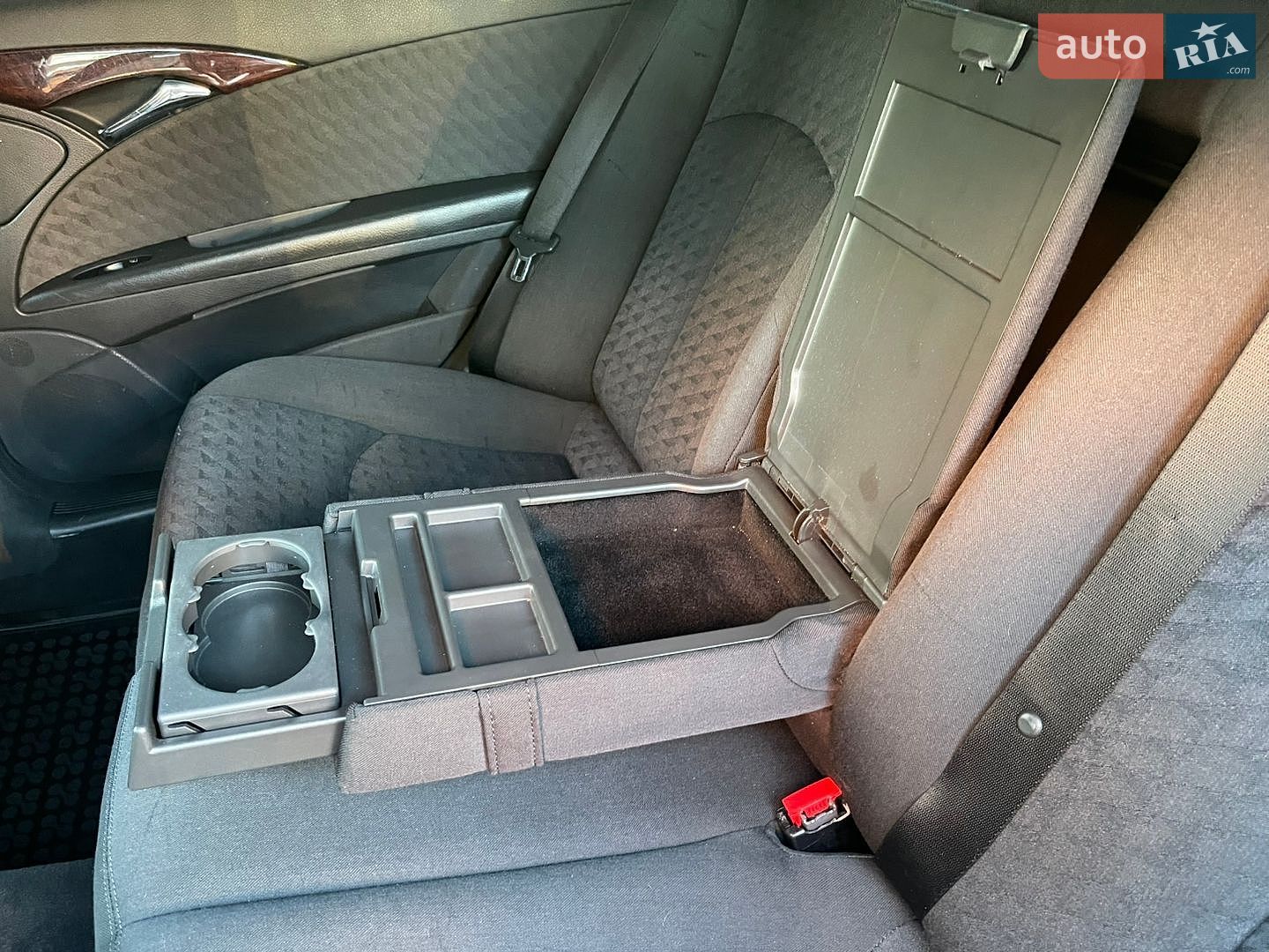 Mercedes-Benz E-Class 2006 VIN WDB2110421A939445 фото оголошення 50 з 78