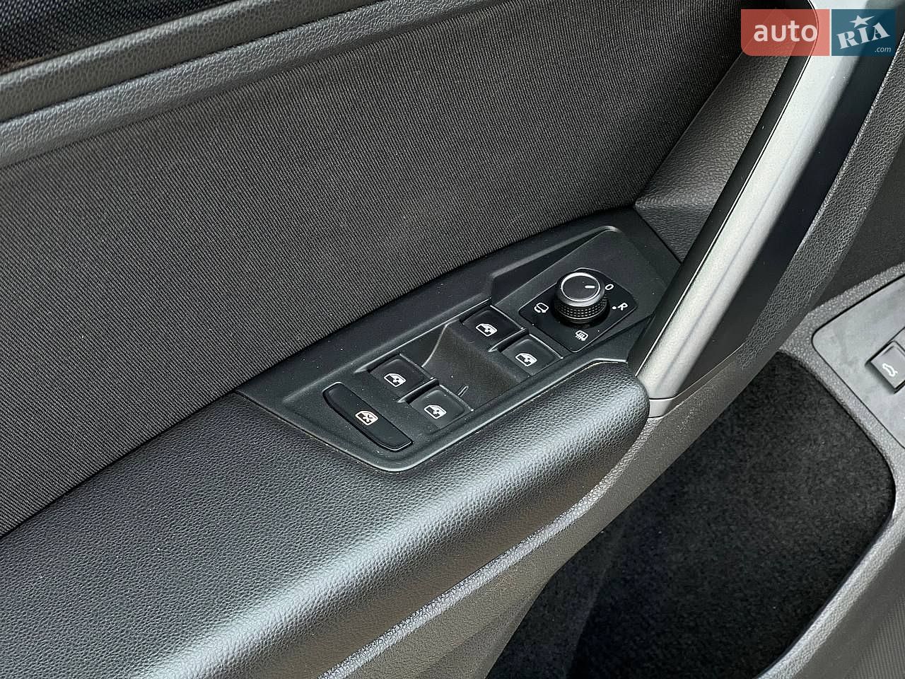 Volkswagen Tiguan 2021 VIN WVGZZZ5NZMW533319 фото оголошення 25 з 76