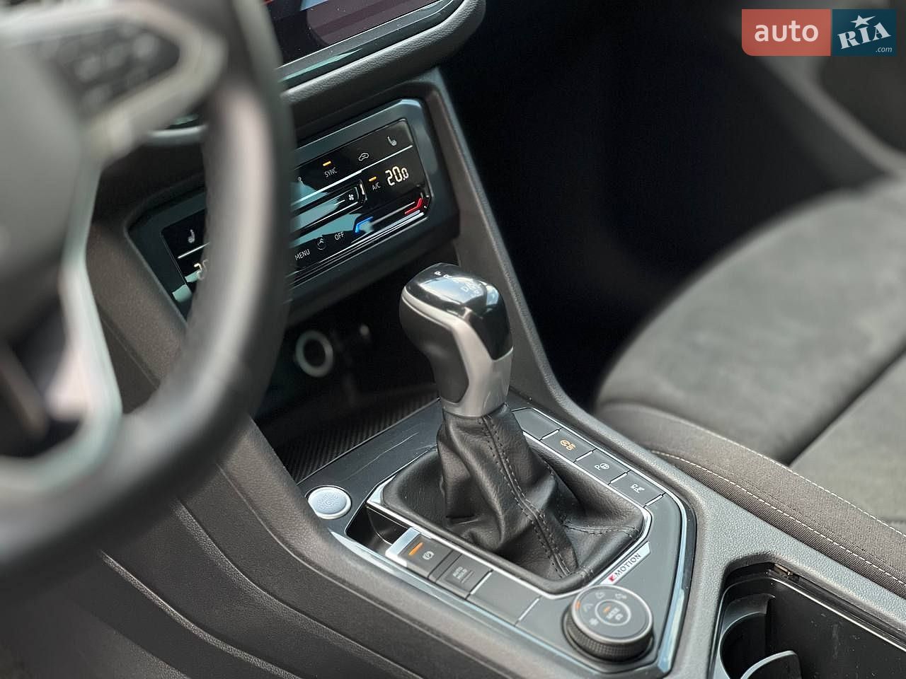 Volkswagen Tiguan 2021 VIN WVGZZZ5NZMW533319 фото оголошення 30 з 76