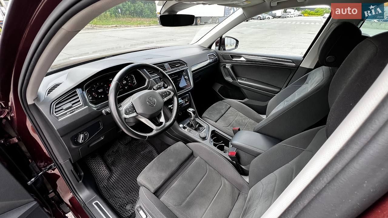 Volkswagen Tiguan 2021 VIN WVGZZZ5NZMW533319 фото оголошення 32 з 76