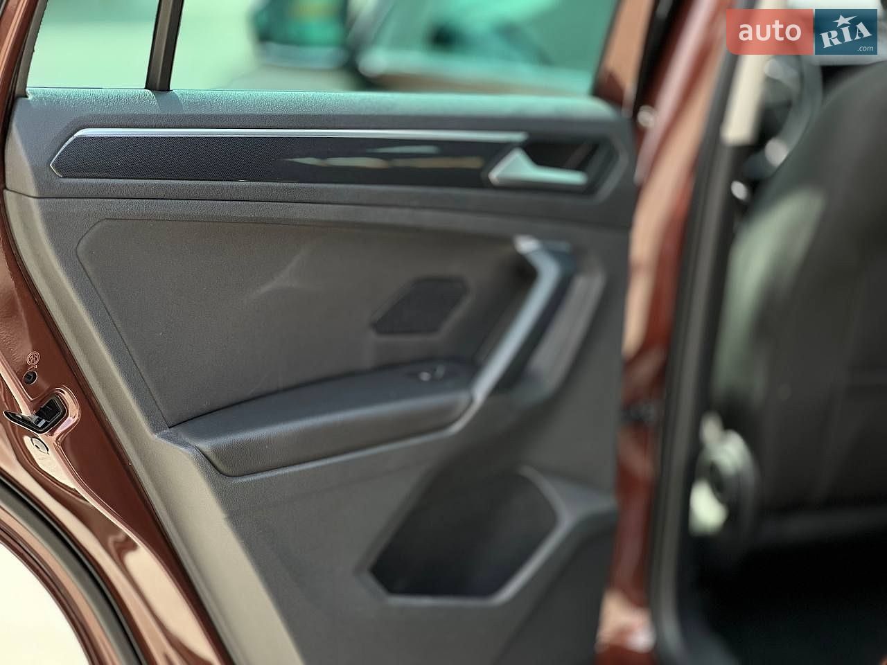 Volkswagen Tiguan 2021 VIN WVGZZZ5NZMW533319 фото оголошення 45 з 76