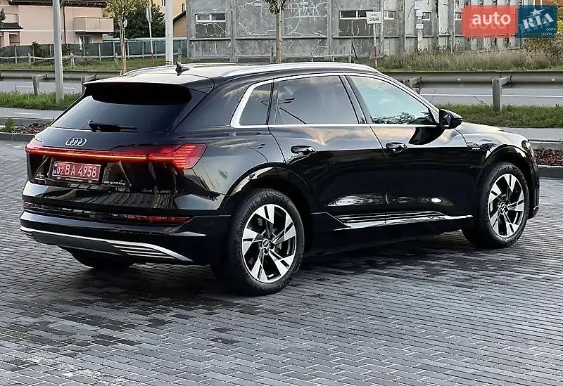 Audi e-tron 2021 VIN WAUZZZGE7NB018765 фото оголошення 17 з 28
