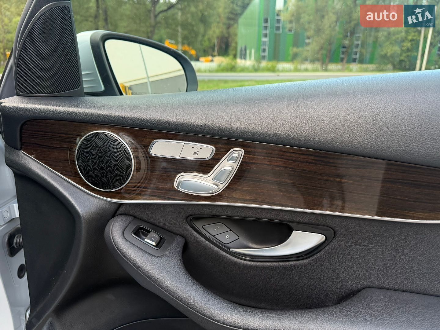 Mercedes-Benz GLC-Class 2020 VIN W1N0G8EB8LF786242 фото оголошення 12 з 23