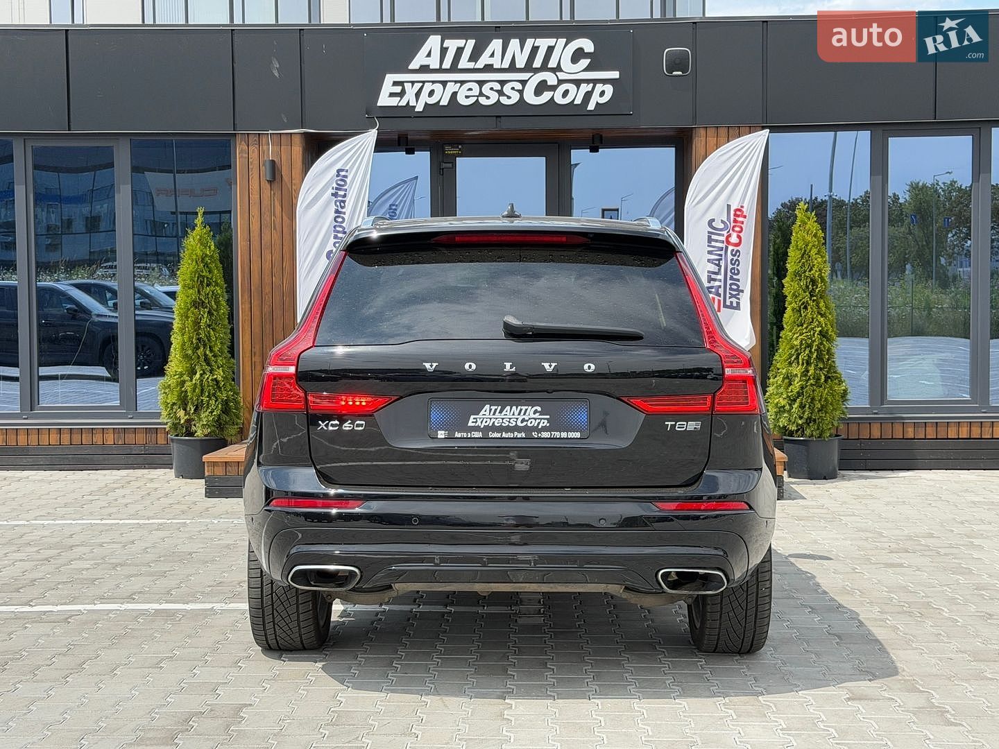 Volvo XC60 2018 VIN LYVBR0DLXKB247616 фото оголошення 6 з 19
