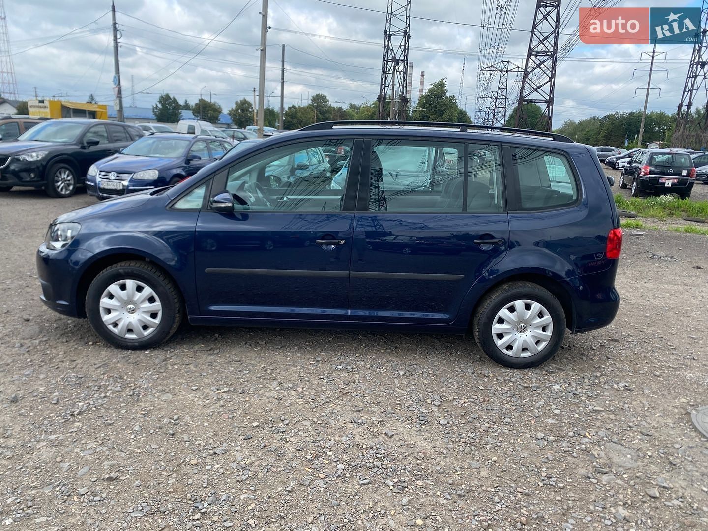 Volkswagen Touran 2014 VIN WVGZZZ1TZFW040716 фото оголошення 2 з 42