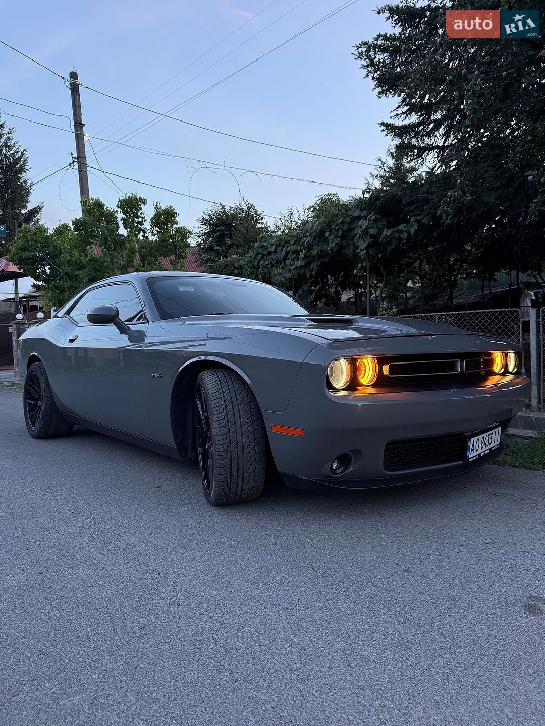 Dodge Challenger 2018 VIN 2C3CDZBT3JH333372 фото оголошення 5 з 16