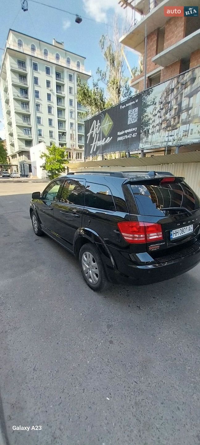 Dodge Journey 2020 VIN 3C4PDCAB5LT279506 фото оголошення 4 з 13