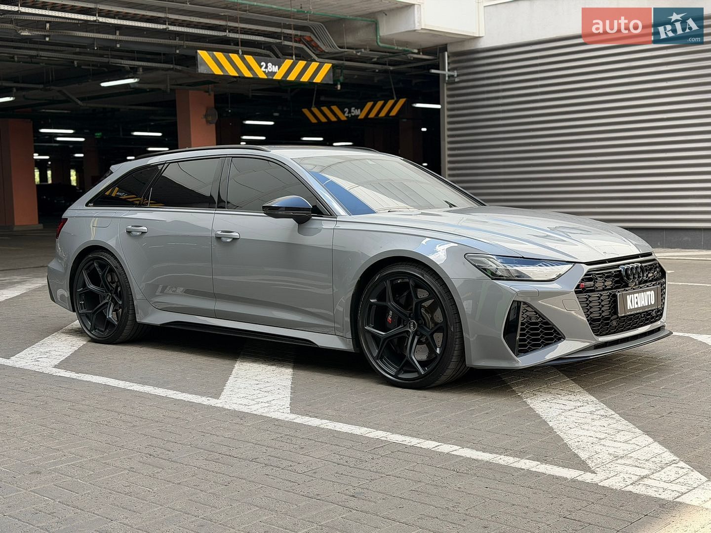 Audi RS6 2020 VIN WUAZZZF20MN901813 фото оголошення 9 з 24
