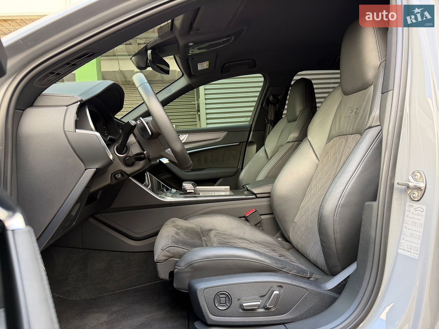 Audi RS6 2020 VIN WUAZZZF20MN901813 фото оголошення 12 з 24