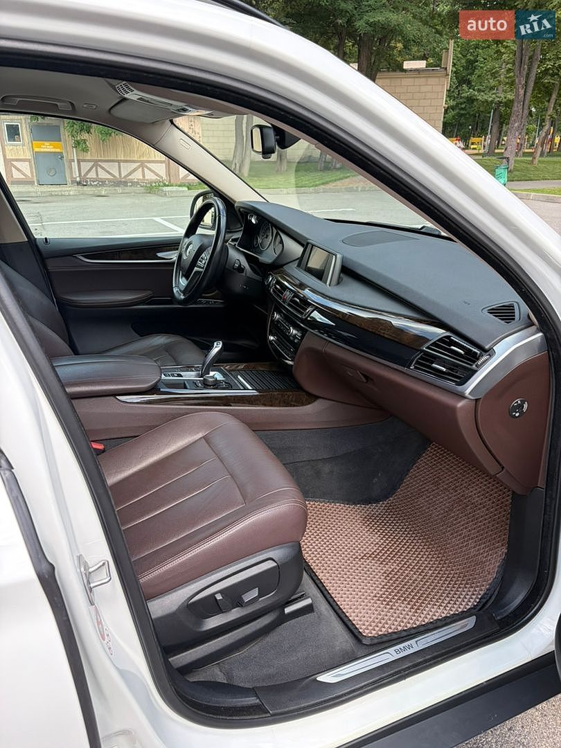 BMW X5 2017 VIN WBALS010300V49078 фото оголошення 14 з 25