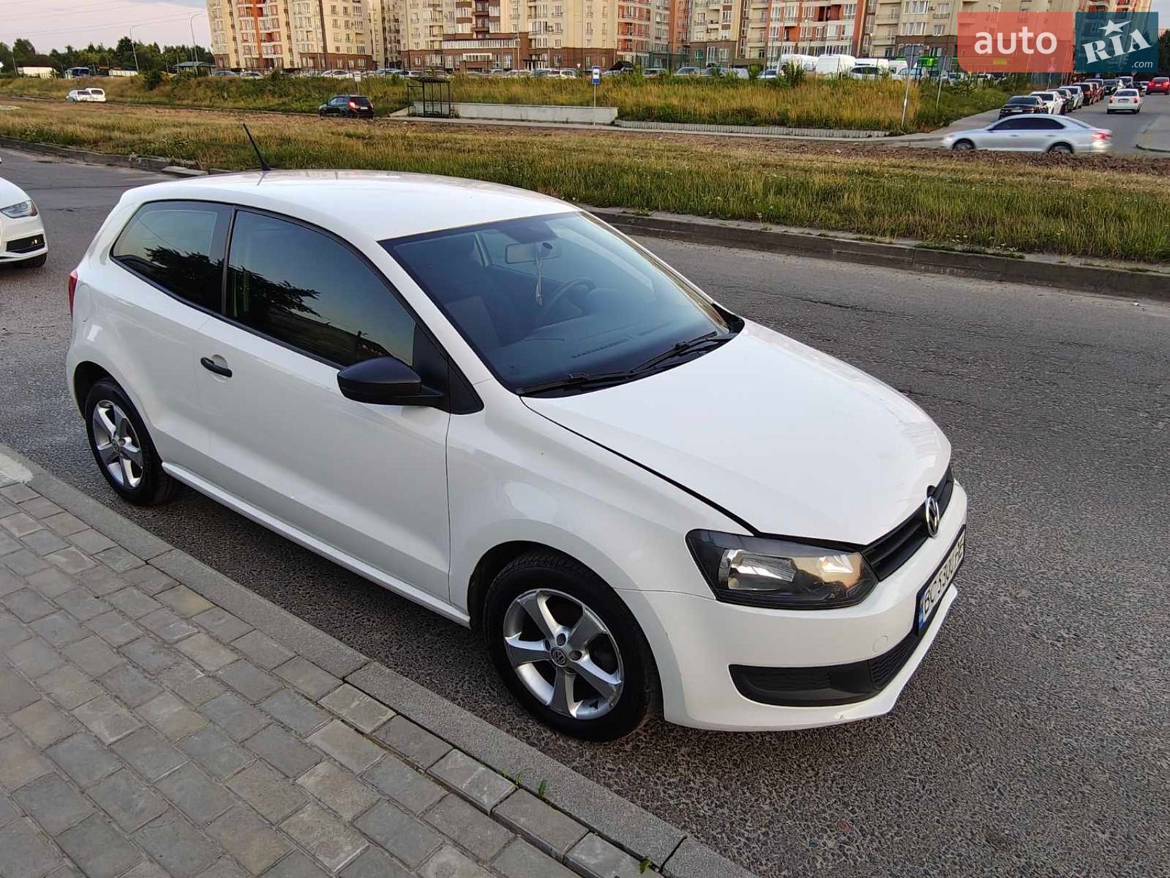 Volkswagen Polo 2013 VIN WVWZZZ6RZEY031165 фото оголошення 8 з 14