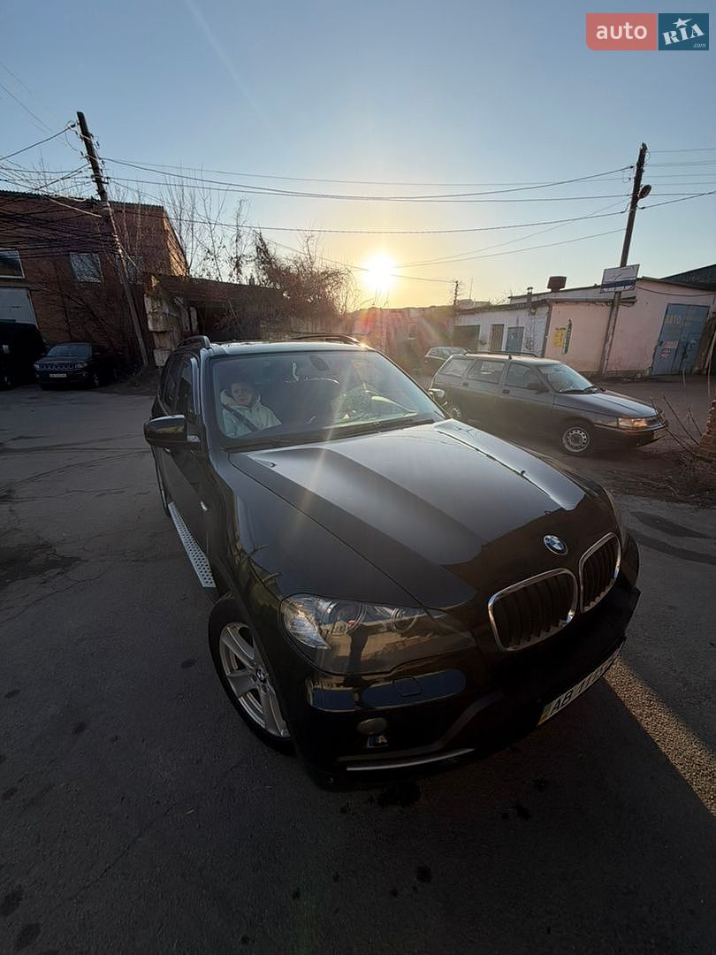 BMW X5 2010 VIN WBAFF41090L350124 фото оголошення 2 з 25