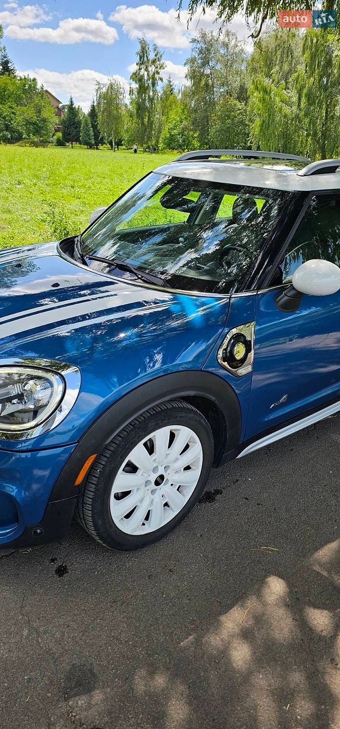 Mini Countryman 2019 VIN WMZYU7C5XK3F94740 фото оголошення 4 з 33