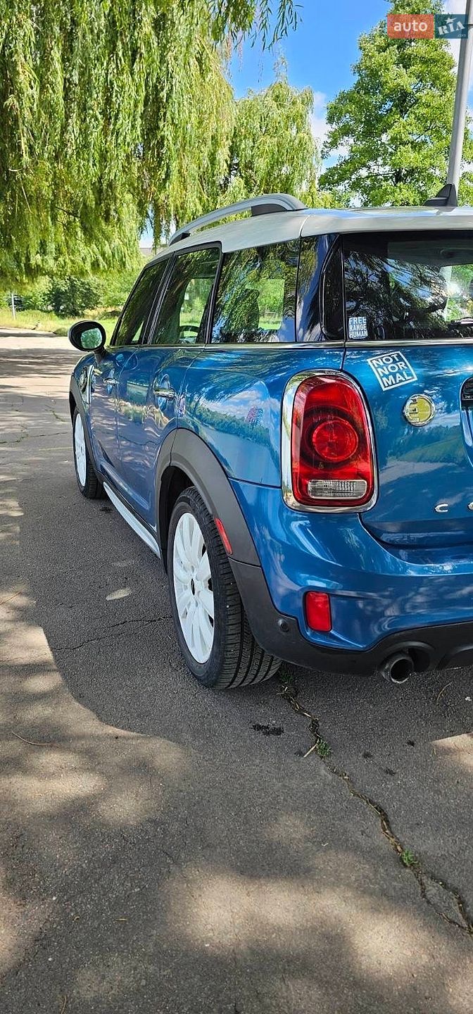 Mini Countryman 2019 VIN WMZYU7C5XK3F94740 фото оголошення 9 з 33