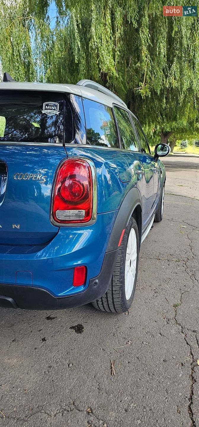 Mini Countryman 2019 VIN WMZYU7C5XK3F94740 фото оголошення 13 з 33