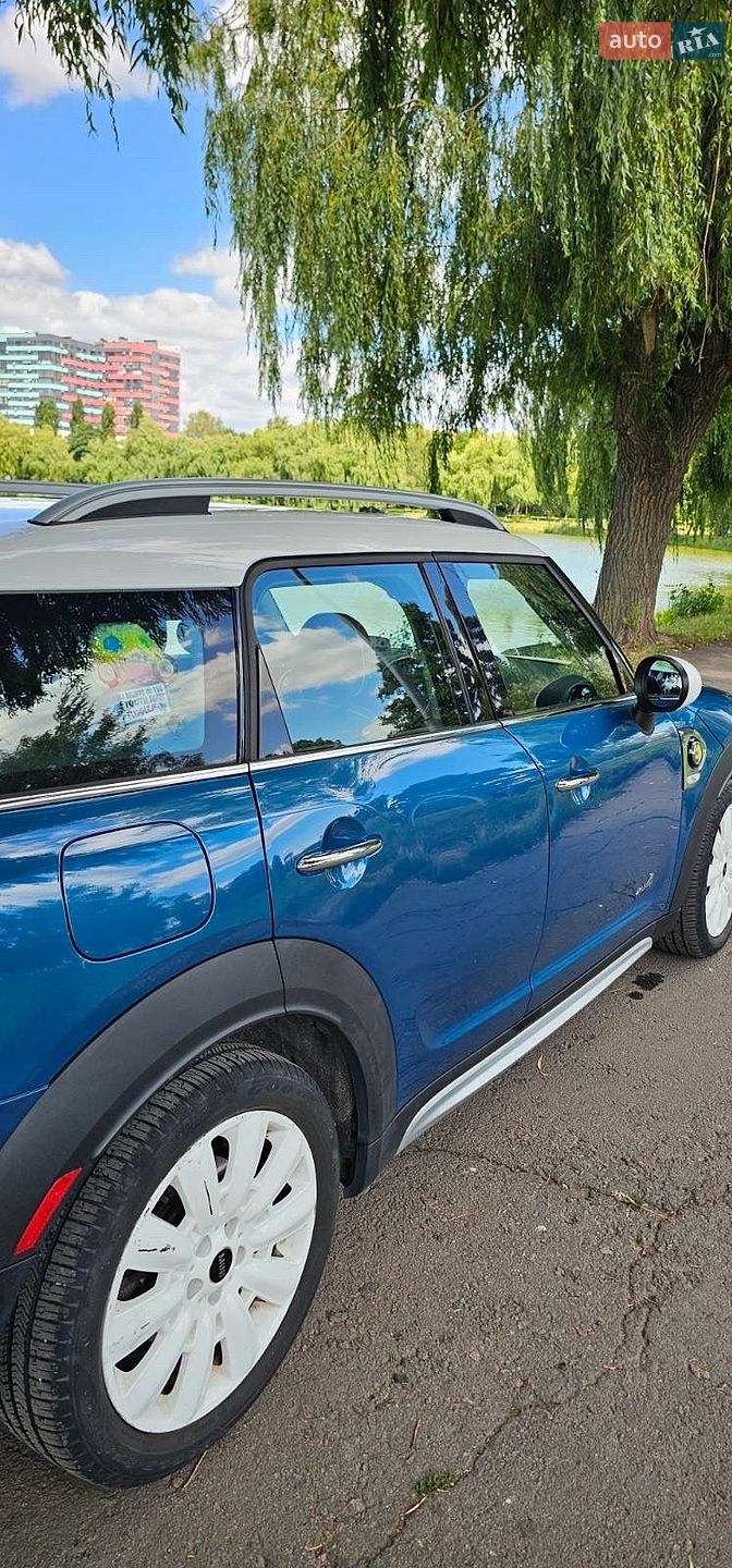Mini Countryman 2019 VIN WMZYU7C5XK3F94740 фото оголошення 14 з 33