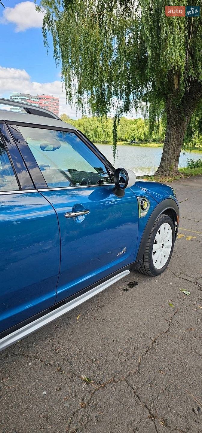 Mini Countryman 2019 VIN WMZYU7C5XK3F94740 фото оголошення 15 з 33