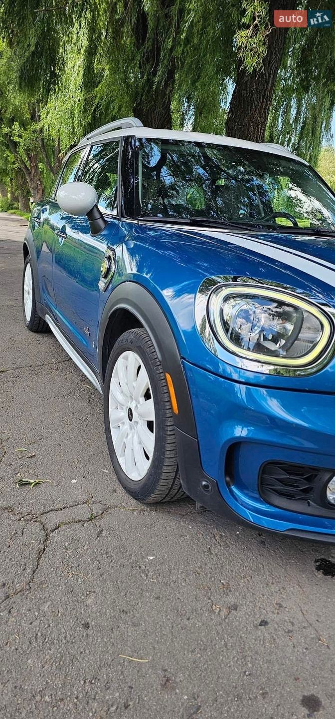 Mini Countryman 2019 VIN WMZYU7C5XK3F94740 фото оголошення 18 з 33