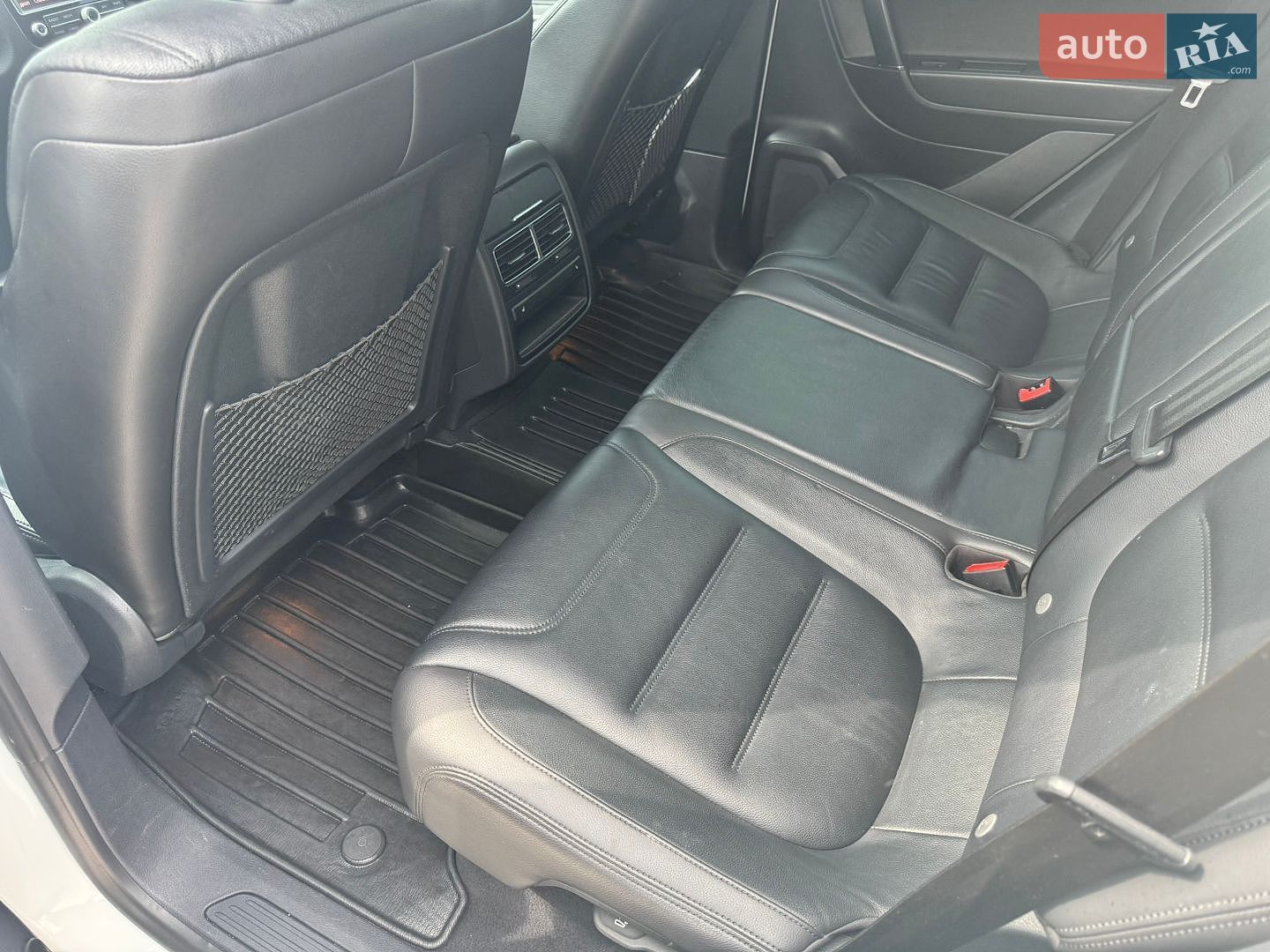 Volkswagen Touareg 2016 VIN WVGZZZ7PZHD010663 фото оголошення 10 з 18