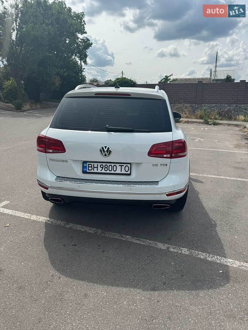 Volkswagen Touareg 2016 VIN WVGZZZ7PZHD010663 фото оголошення 15 з 18