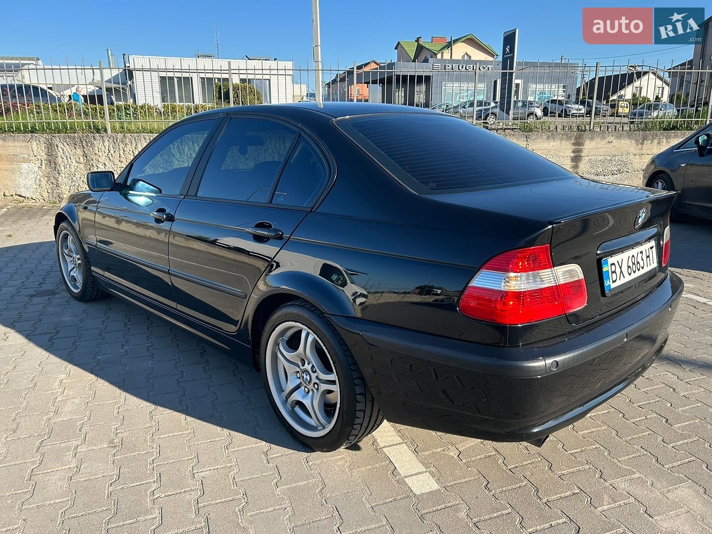BMW 3 Series 2004 VIN WBAAY31000JR54753 фото оголошення 6 з 21