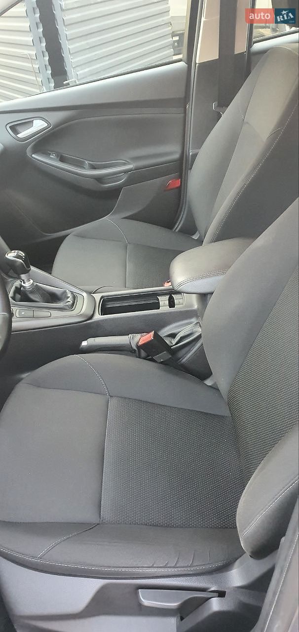 Ford Focus 2015 VIN WF05XXGCC5FK50174 фото оголошення 10 з 13