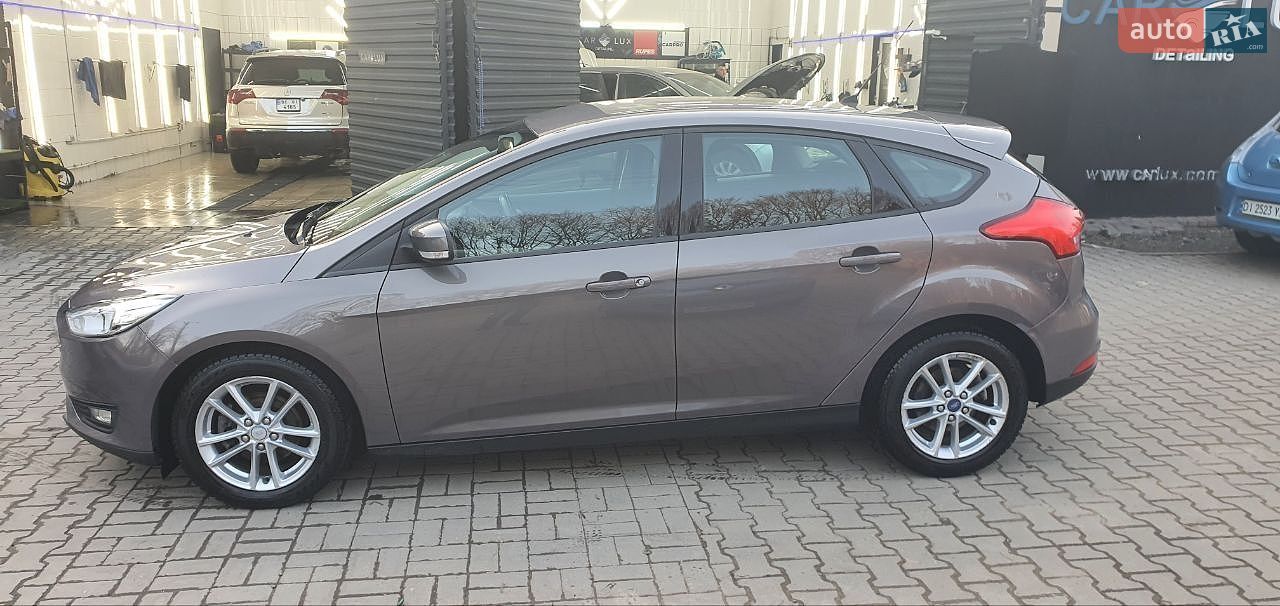 Ford Focus 2015 VIN WF05XXGCC5FK50174 фото оголошення 4 з 13