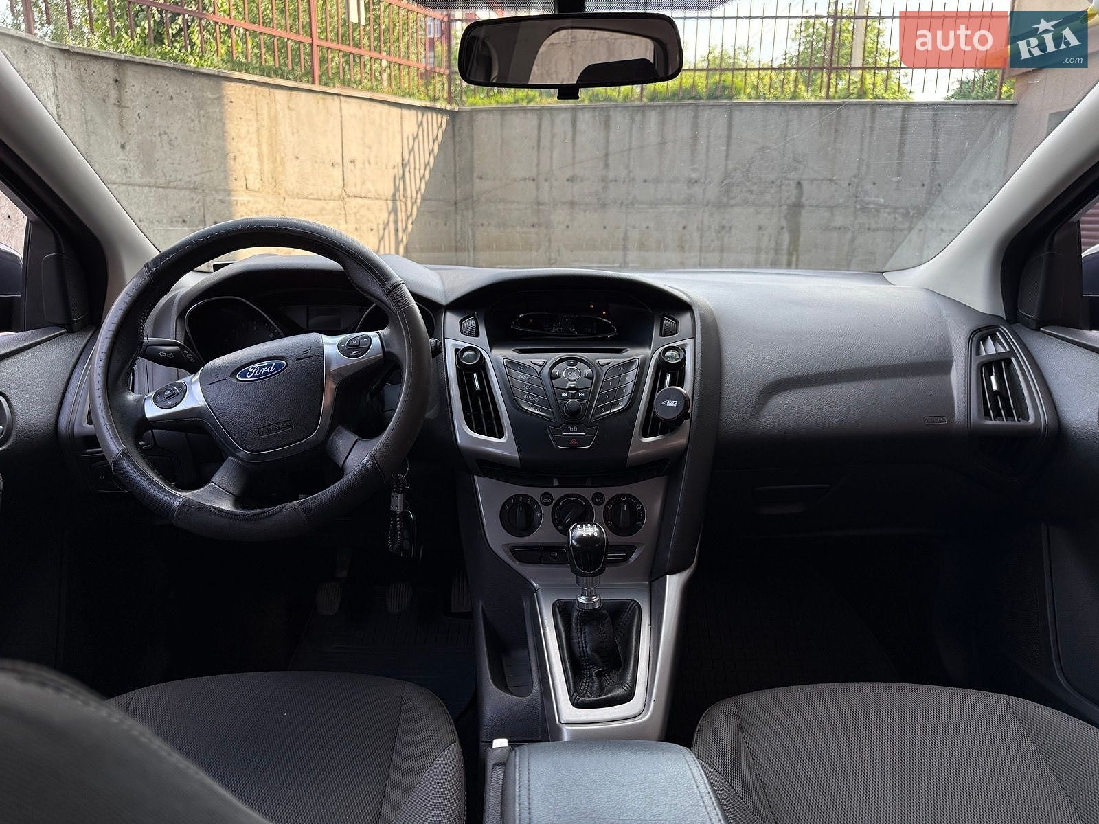 Ford Focus 2012 VIN WF0KXXGCBKCS12734 фото оголошення 14 з 37
