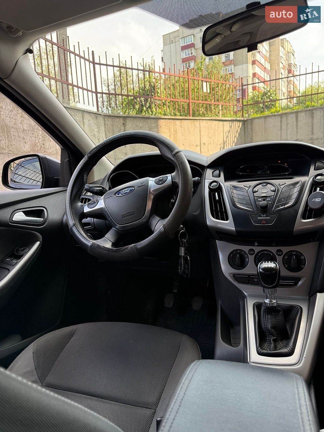 Ford Focus 2012 VIN WF0KXXGCBKCS12734 фото оголошення 16 з 37
