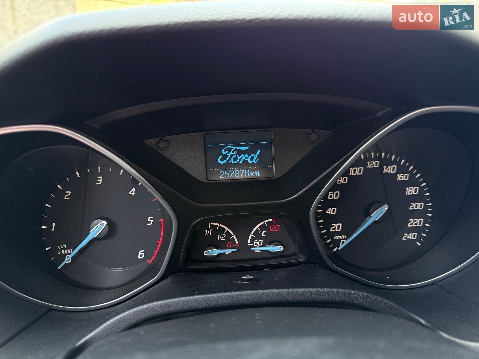 Ford Focus 2012 VIN WF0KXXGCBKCS12734 фото оголошення 19 з 37
