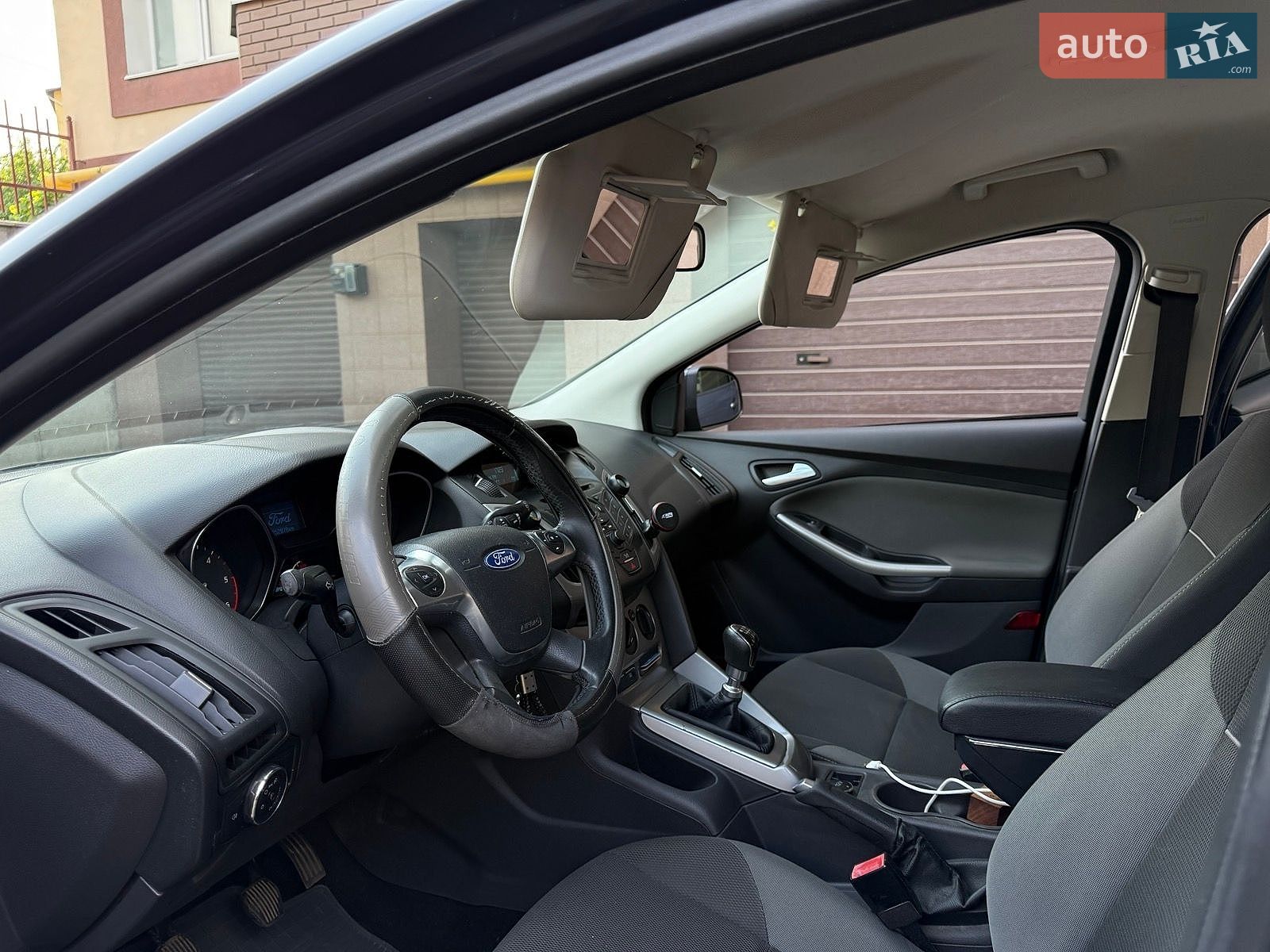 Ford Focus 2012 VIN WF0KXXGCBKCS12734 фото оголошення 22 з 37