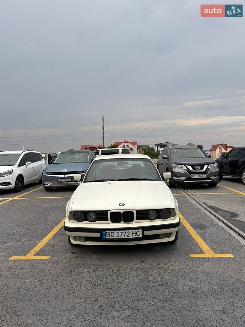 BMW 5 Series 1989 VIN WBAHB11070BB40987 фото оголошення 2 з 8