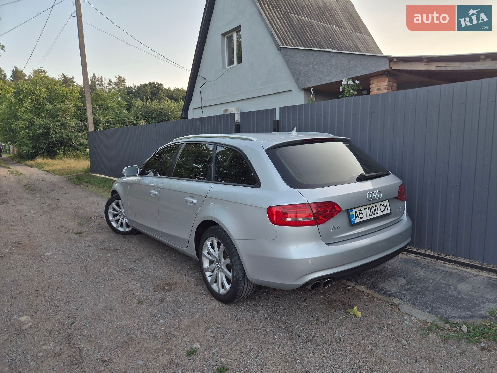 Audi A4 2013 VIN WAUZZZ8K1EA011997 фото оголошення 3 з 14