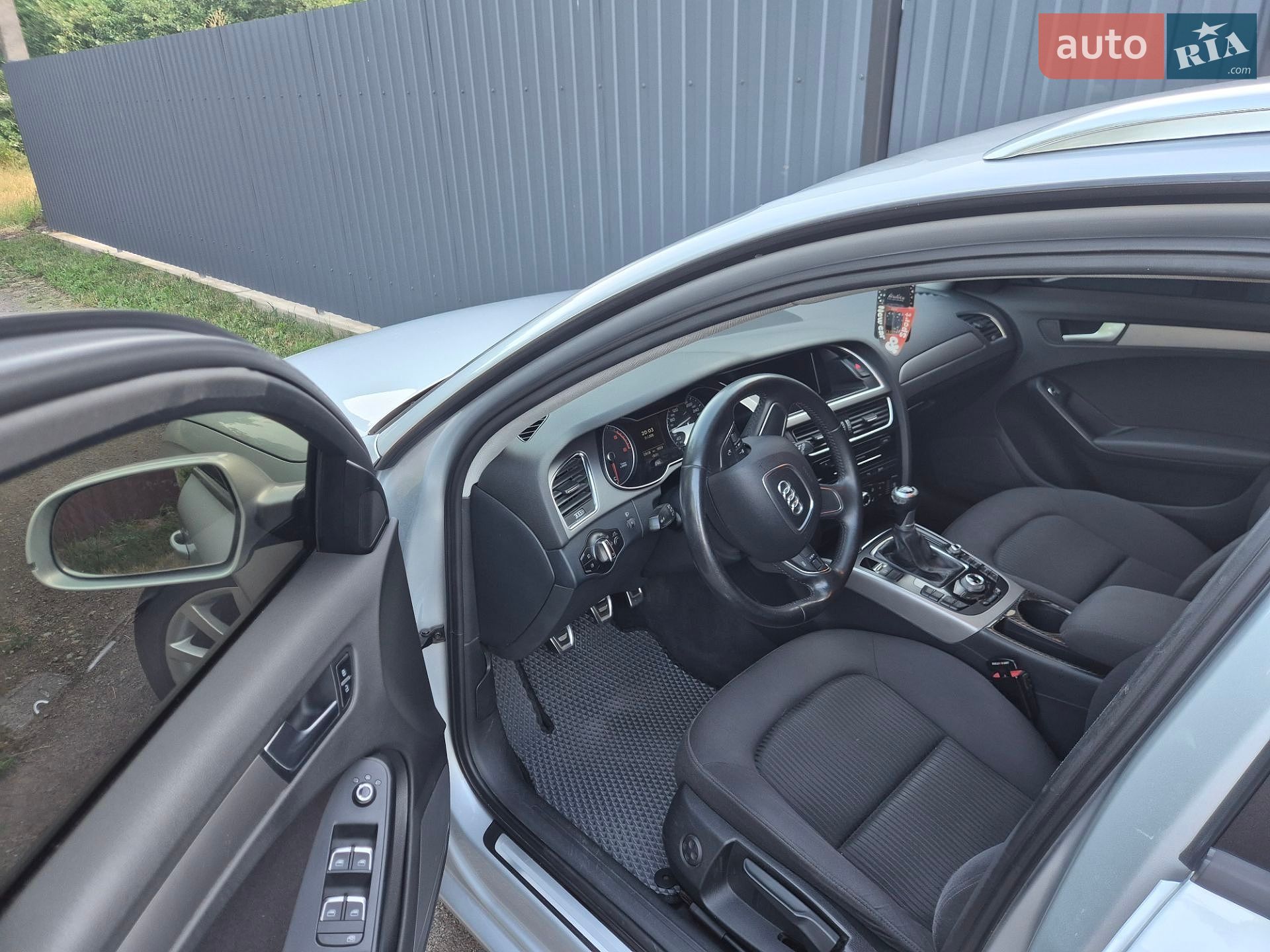 Audi A4 2013 VIN WAUZZZ8K1EA011997 фото оголошення 6 з 14