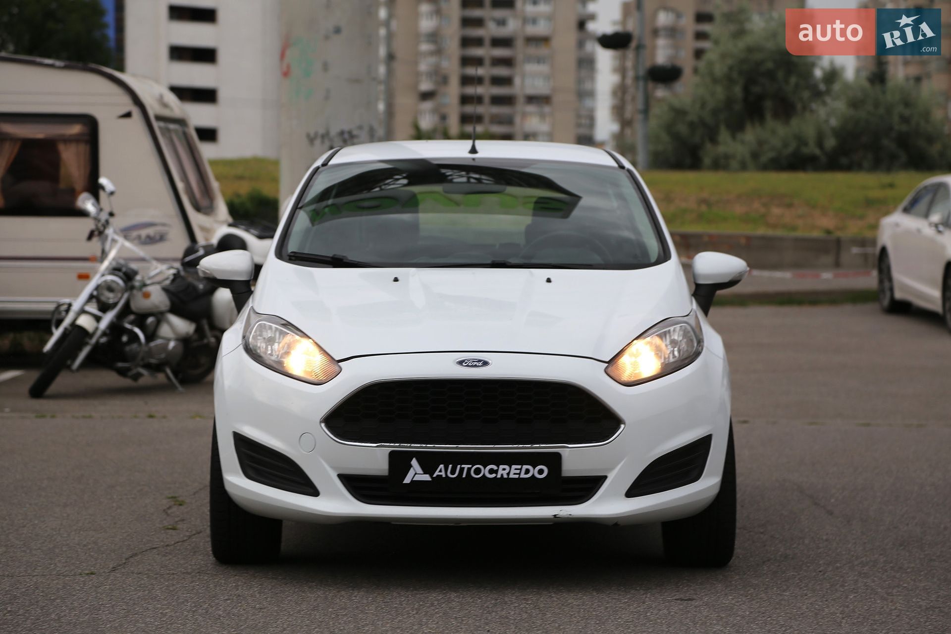 Ford Fiesta 2016 VIN WF0DXXGAKDGS42578 фото оголошення 2 з 21
