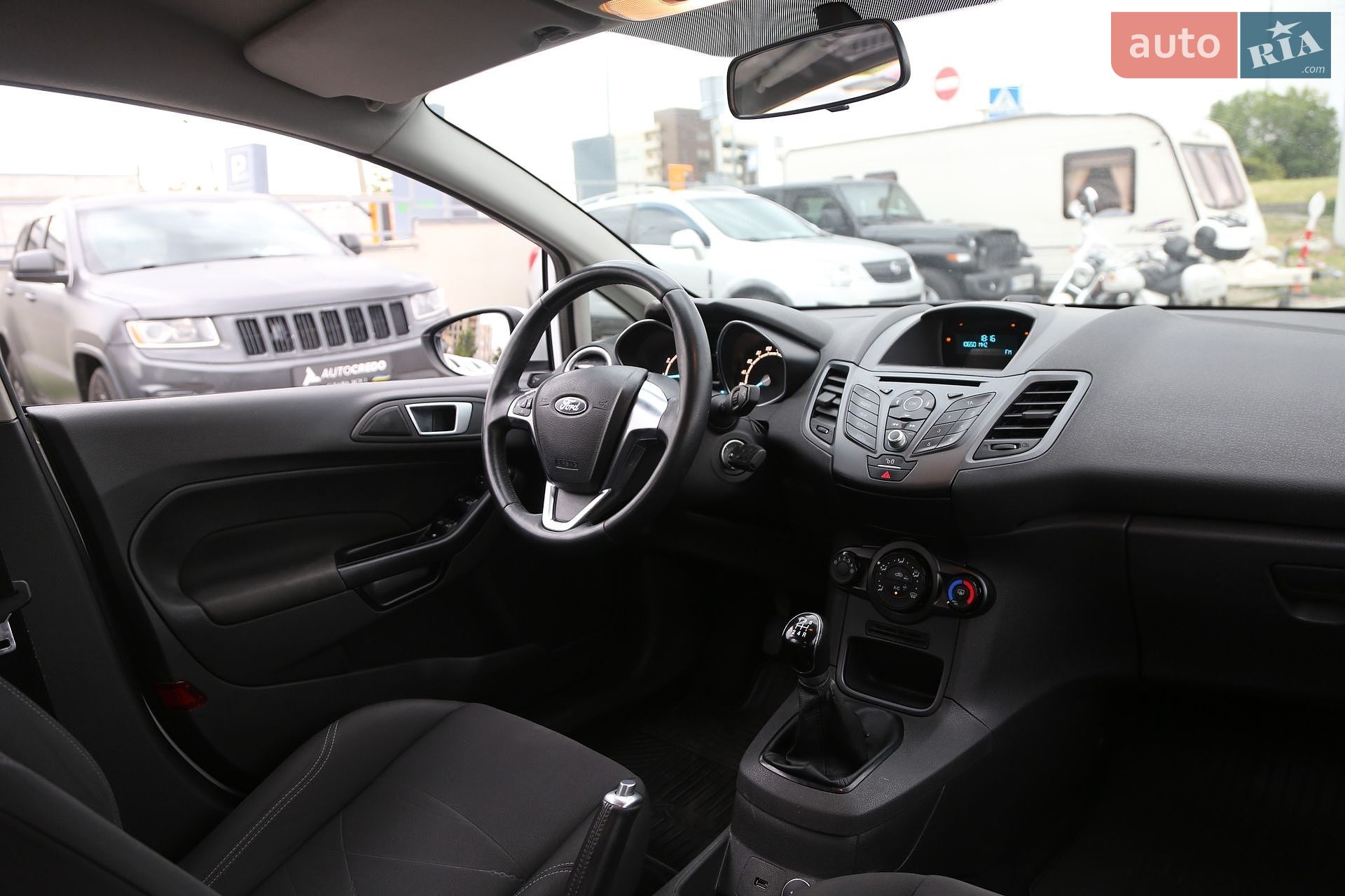 Ford Fiesta 2016 VIN WF0DXXGAKDGS42578 фото оголошення 12 з 21