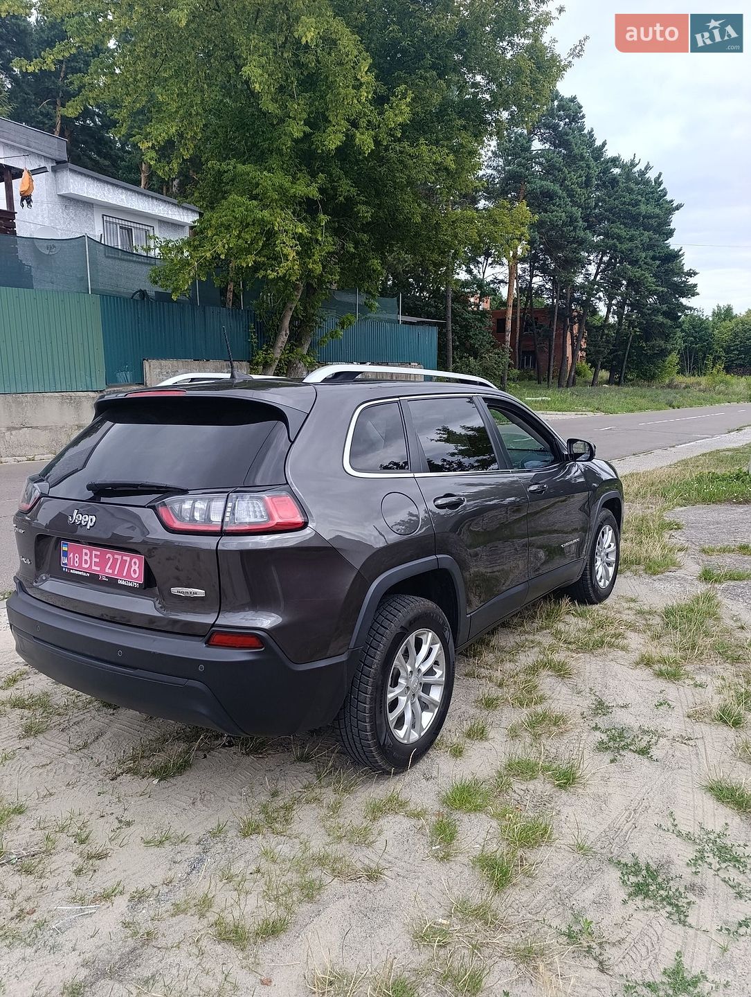 Jeep Cherokee 2018 VIN 1C4PJLDB4KD346315 фото оголошення 4 з 12