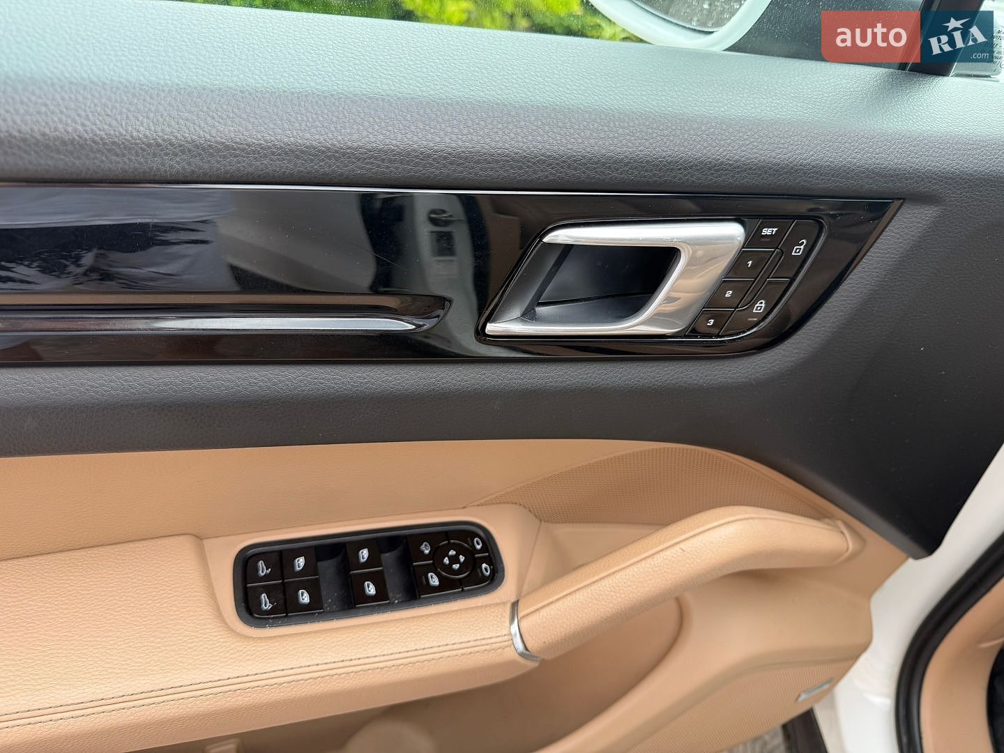 Porsche Cayenne 2020 VIN WP1AA2AYXMDA03986 фото оголошення 12 з 18