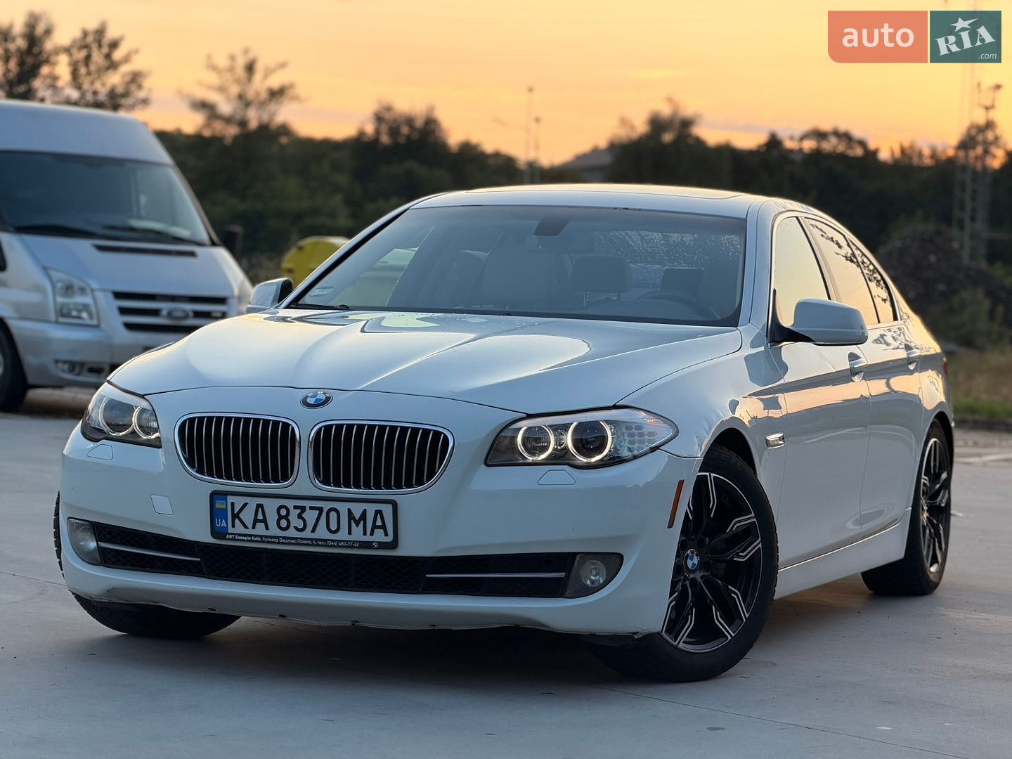 BMW 5 Series 2013 VIN WBAXH5C50DD110716 фото оголошення 3 з 31