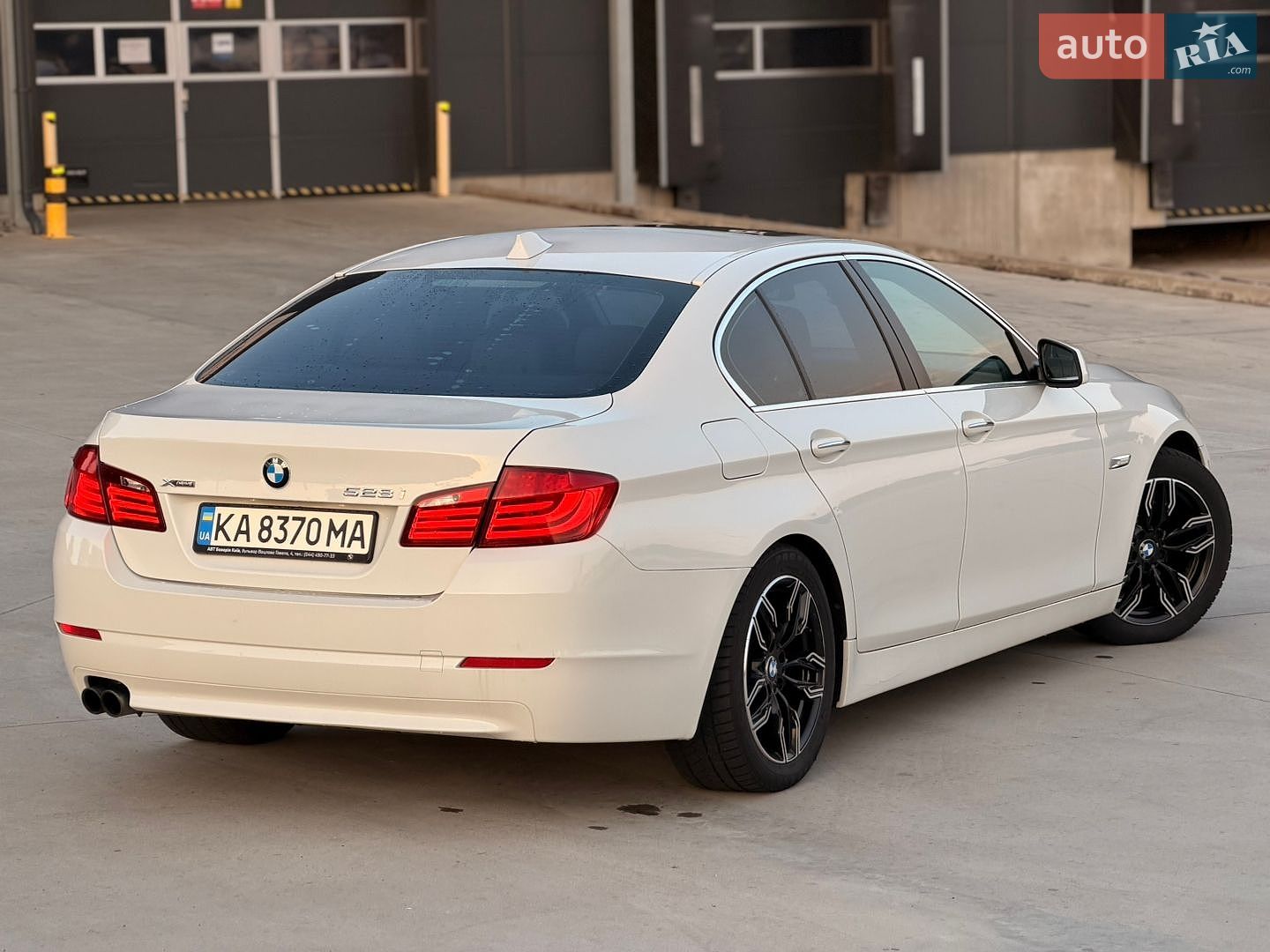BMW 5 Series 2013 VIN WBAXH5C50DD110716 фото оголошення 8 з 31
