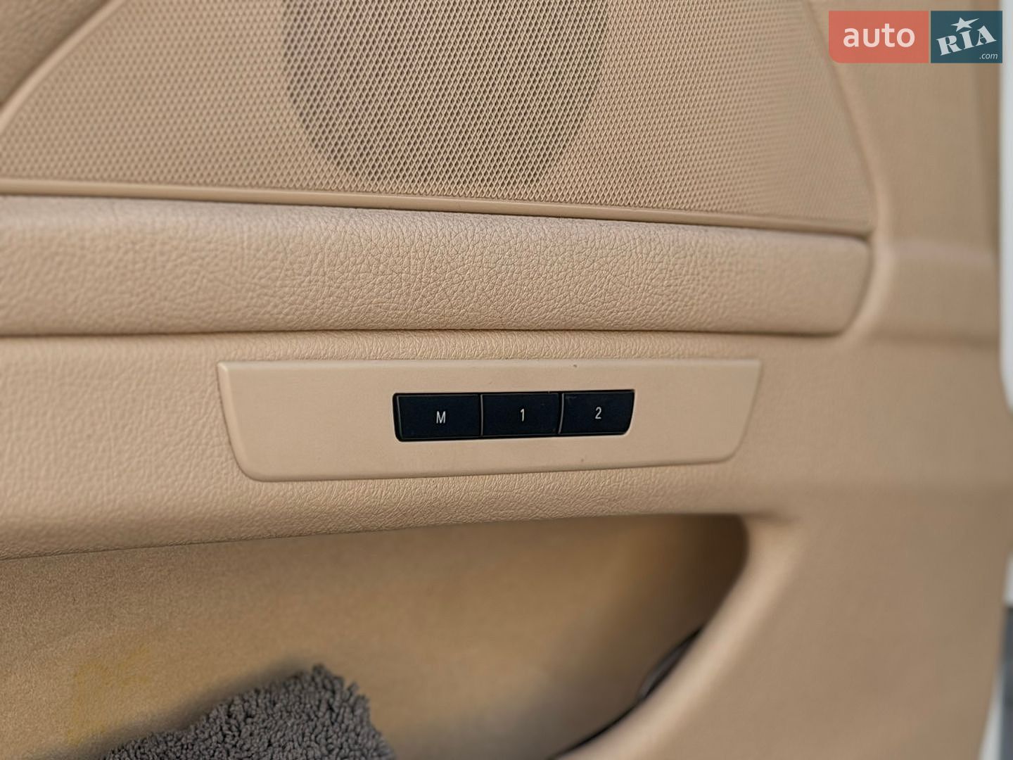 BMW 5 Series 2013 VIN WBAXH5C50DD110716 фото оголошення 16 з 31