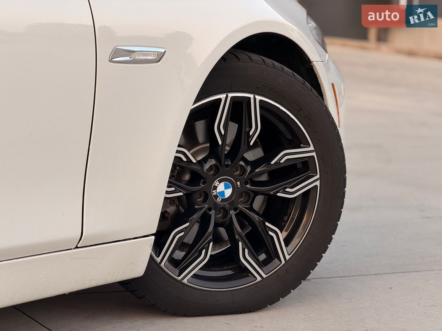BMW 5 Series 2013 VIN WBAXH5C50DD110716 фото оголошення 25 з 31
